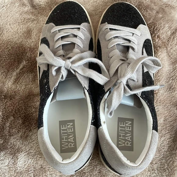 VICI Headliner Faux Glitter Sneakers - Picture 3 of 7